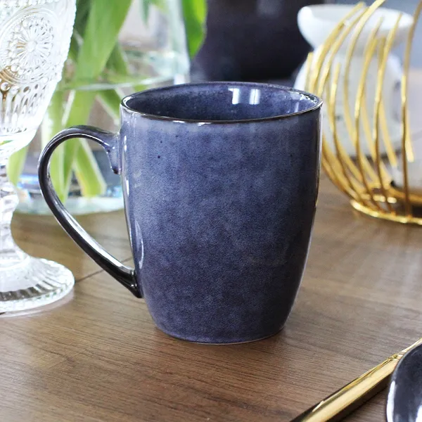 ALTOM DESIGN REACTIVE FIOLET porcelanowy kubek baryłka 400 ml