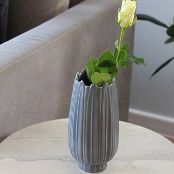 ALTOM DESIGN porcelanowy wazon na kwiaty RELIEF POPIELATY 12x12x24,5 cm