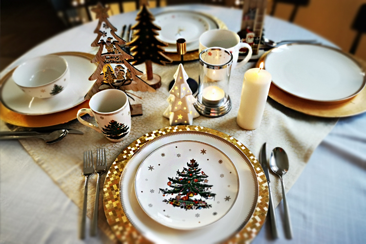 dekoracje świąteczne stół Boże Narodzenie