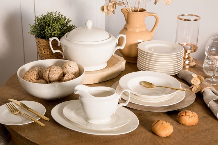 waza porcelanowa na zupę